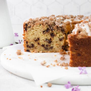 Suzanne's Simple Chocolate Mousse Cake